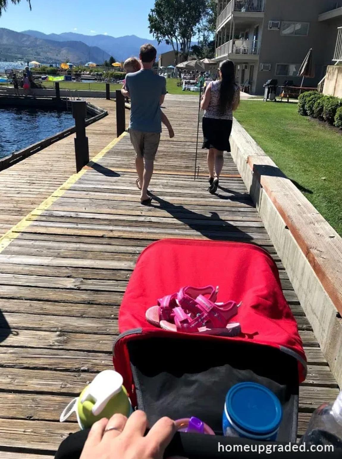 Unintentional feature: the canopy is a shelf